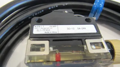 NEW AZBIL SL1-TFXC2-A02 COMPACT LIMIT SWITCH W/CABLE SL1TFXC2A02