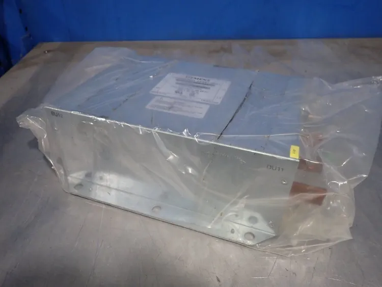 New | in-Stock SIEMENS 6SE70332ES870FA1 Motor Control Parts Ohio US | HGR 24 #785530