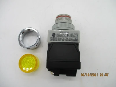 Idec Corporation APW1126D-Y New Pilot Light Operator