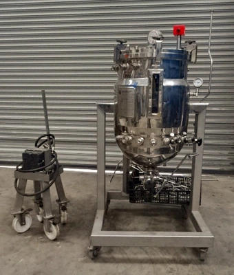 130 L Applikon mammalian cell fermenter