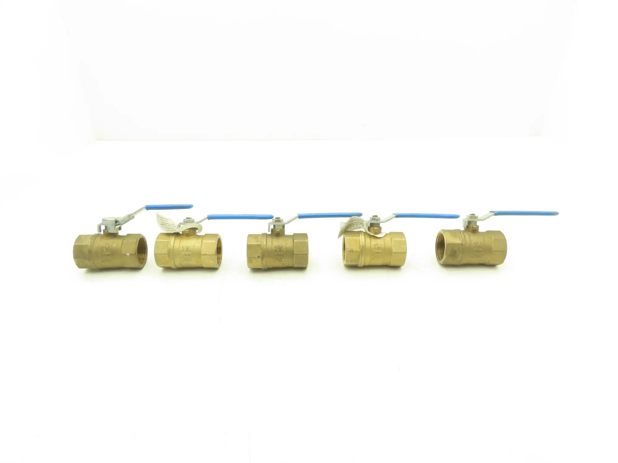 Jamesbury Ser 300 1-1/4" NPT Brass Ball Valve Stainless Steel Ball Lot of 5
