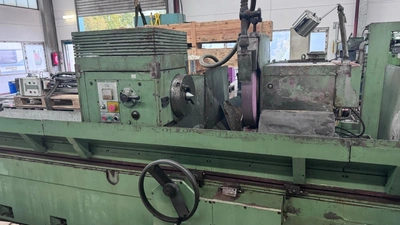 TOS Hostivař CNC Universal Cylindrical Grinder, very good used condition
