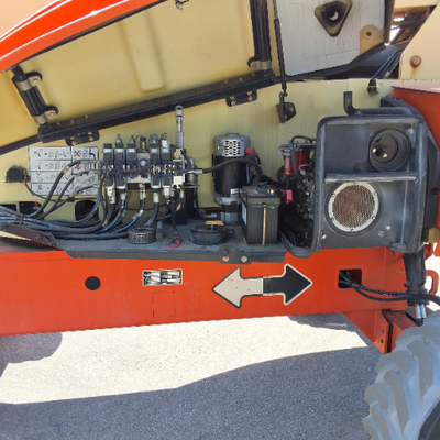USED 2013 JLG M600JP