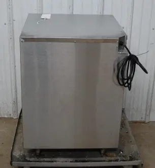 142-0057 FWE HLC-1717-11 Hot Food Pizza Warming Holding Cabinet