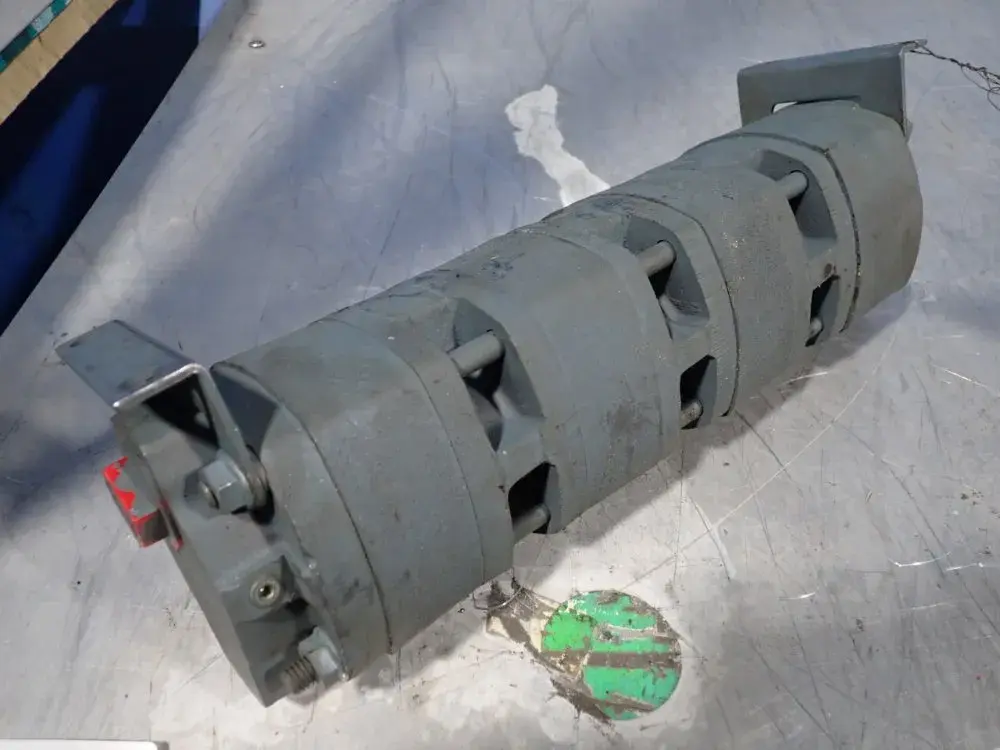 Hydraulic Flow Divider