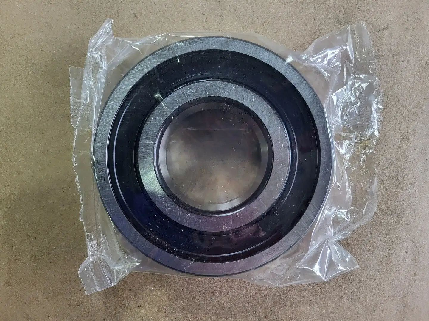 NEW SKF 6309-2RS1/C3