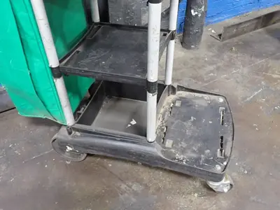 Rubbermaid Janitor Cart