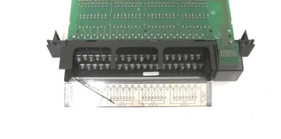 GE FANUC IC697MDL250F 32 POINT INPUT MODULE