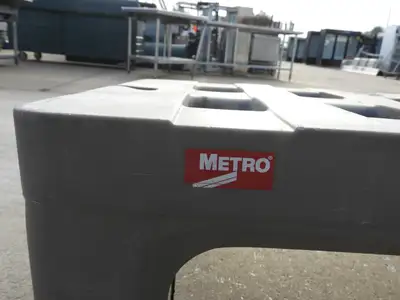 Used Metro Used METRO Dunnage Rack 12 in x 22 in x 36 in, Polymer, 1,500lb Load Capacity Racks/Shelving Illinois US | Falcon Restaurant Supply #1376598