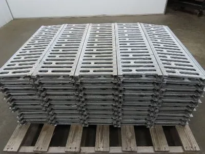 Interlake 9"x 30" Galvanized Steel Slotted Pallet Racking Deck 34"D Rack 100pcs
