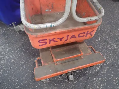 USED 1997 SKYJACK SJP