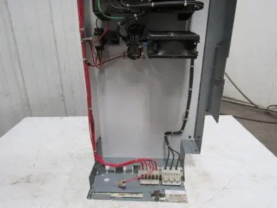 A-B Allen Bradley 1336F-BRF75-AN-EN 7.5HP AC Drive Assembly Bucket Disconnect