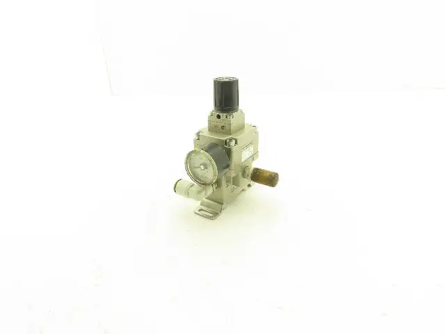 SMC VEX1333-02-BG Pneumatic Air Power Valve Precision Regulator 145psi w/Gauge