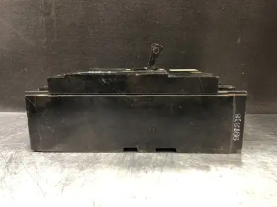 USED SQUARE D 997318