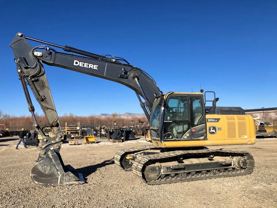 USED 2021 Deere 210G