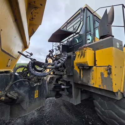 2006 KOMATSU HM400-1L Articulating Dump Trucks | Iron Listing (14)