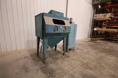 Universal Cleaning Sandblast Cabinet, 36″ x 36″