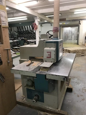 Holytek Single Line Rip Saw