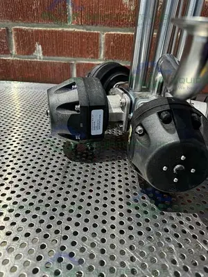 USED 5 ITT PURE FLO ADVANTAGE STAINLESS STEEL DIAPHRAGM VALVE W/ 1" SANITARY FITTING