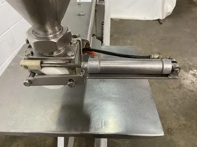 USED UNIFILLER | LINXIS GROUP SST