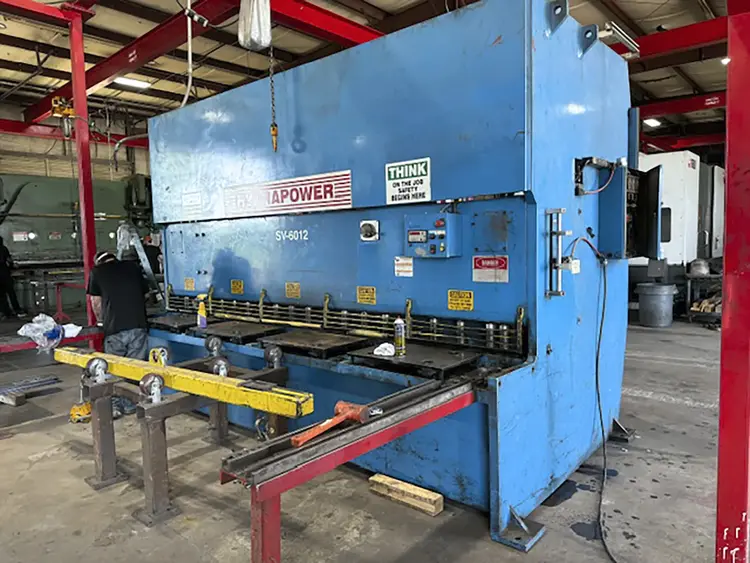 Used 2000 HYDRAOWER SV-6012 Sheet Metal Shears Illinois US | Machinery Marketing International #455527