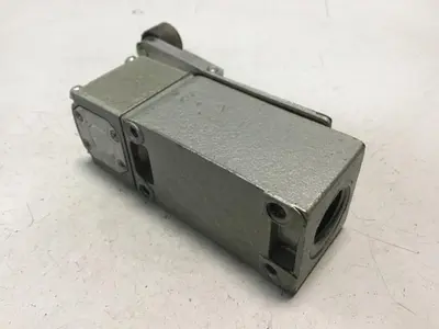 USED TELEMECANIQUE C2JK05
