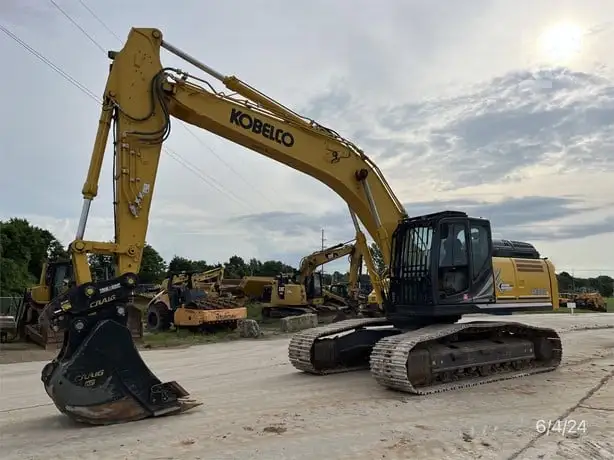 USED 2022 Kobelco SK300-11
