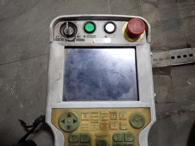 USED 2011 YASKAWA MOTOMAN MOTOMANMH6