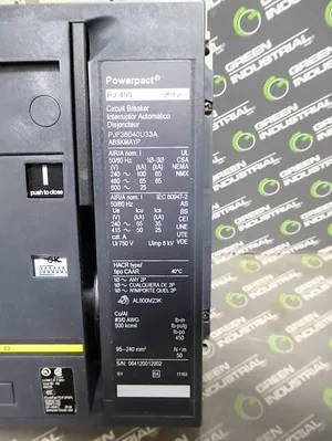 Square D PJF36040U33AABSKMAYP PJ400 PowerPact Circuit Breaker 400A 3 Pole New NIB