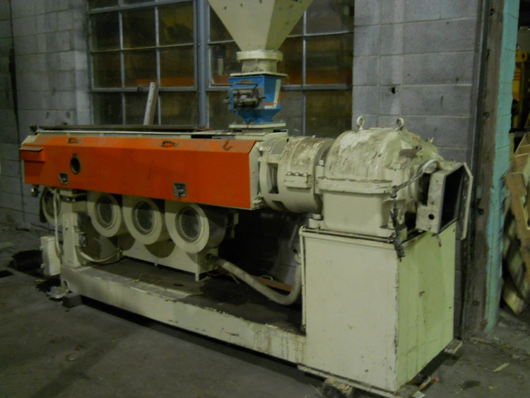 Used _UNKNOWN_ _UNKNOWN_ Extruders Minnesota US | A&I Equipment #1317340