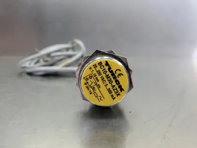 TURCK BC10-M30-AZ3X 20-250VAC, 5-500mA PROXIMITY SWITCH SENSOR. 5E-16