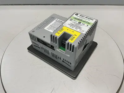 USED ALLEN BRADLEY 2711P-T6C20D