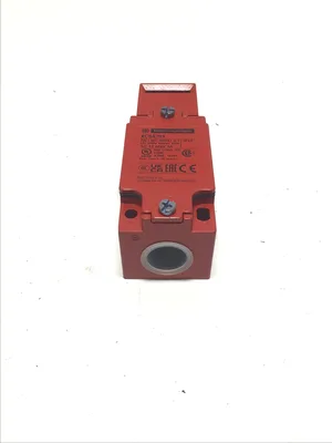 Telemecanique XCSA703 Safety Interlock Switch 3A 6kV