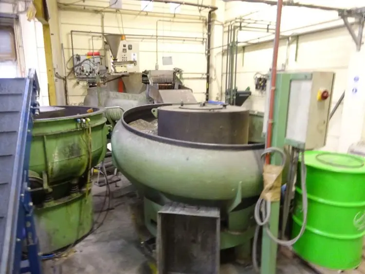 Used ROSLER ROTOFINISH DEBURRING LINE + DRYER Blast Cleaning | Apt International N.V #365479