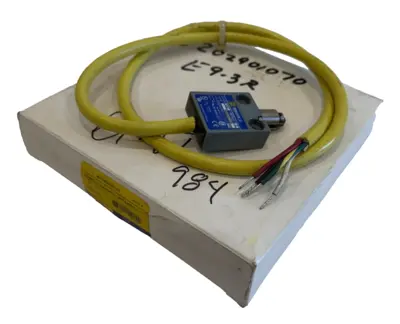 NEW SQUARE D 9007MS02S0100 LIIMIT SWITCH SERIES B