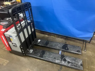 2019 RAYMOND 8310 Pallet Jacks | Great American Equipment Company (3)