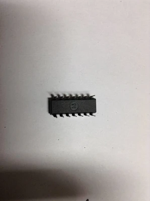 NEW TEXAS INSTRUMENTS SN7428N
