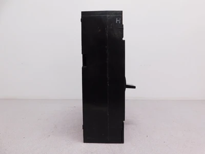 Used Square D MHL366001212 Circuit Breakers Ohio US | Equipment Recovery Corp. #1331114