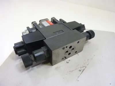 USED PARKER D1VW1CNYCF56