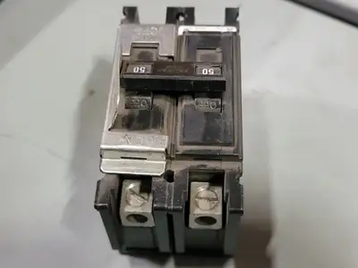 USED CUTLER-HAMMER QC2050