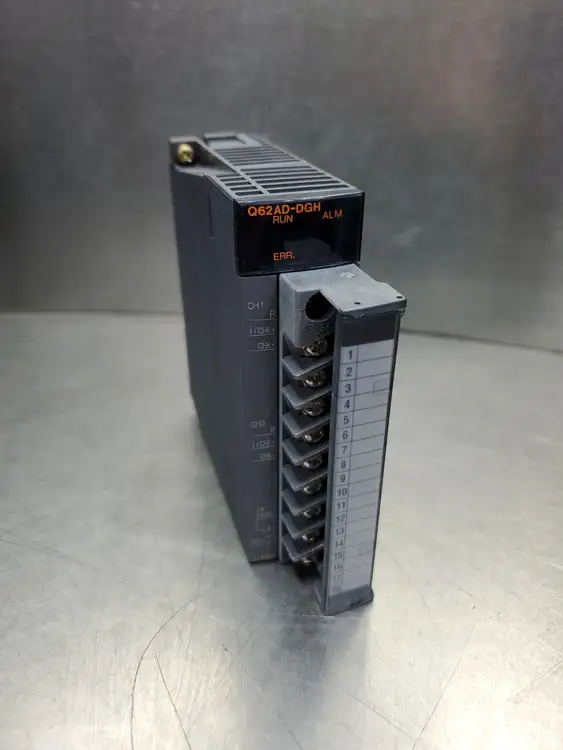 Used Mitsubishi Mitsubishi Q62AD-DGH PLC Input & Output | Palmetto Automation #1153921