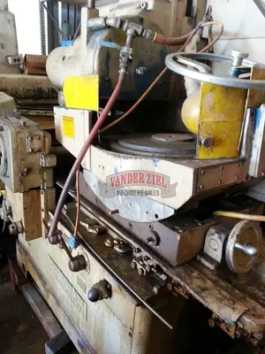 Cincinnati Milacron/Heald Model 261-16 16" Rotary Grinder