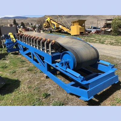 25 yard Hopper and Belt Feeder