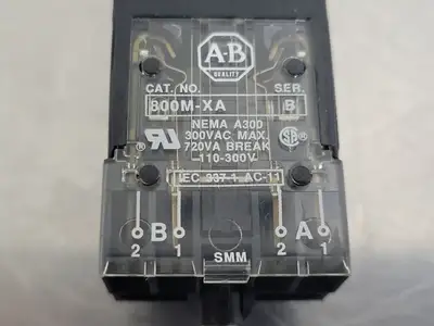 NEW ALLEN-BRADLEY 800MS-HX2B