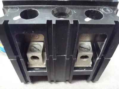 Square D FAL260151202J 15 Amp Industrial Circuit Breaker 600VAC 2 Pole Used