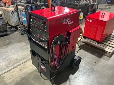 LINCOLN Precision tig 375 Tig Welders | Direct Industrial (5)