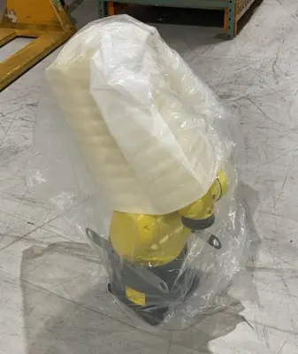 New | in-Stock FANUC Compact 6-Axis Robot LR Mate 200iD, 717mm Reach 25kg Robots Michigan US | Maverick Industrial Sales #1393183