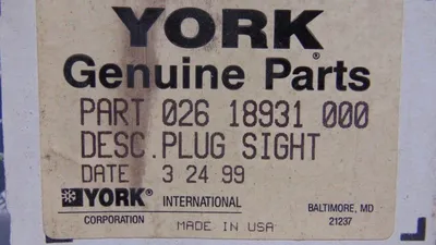 York 026-18931-000 Sight Plug New NIB