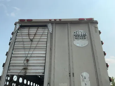 Used 2007 MERRITT 53' ALUMINUM LIVESTOCK Agricultural Trailers Michigan US | Miedema Asset Management Group #1328961