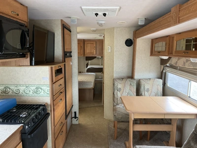 USED 2006 JAYCO GREYHAWK 31
